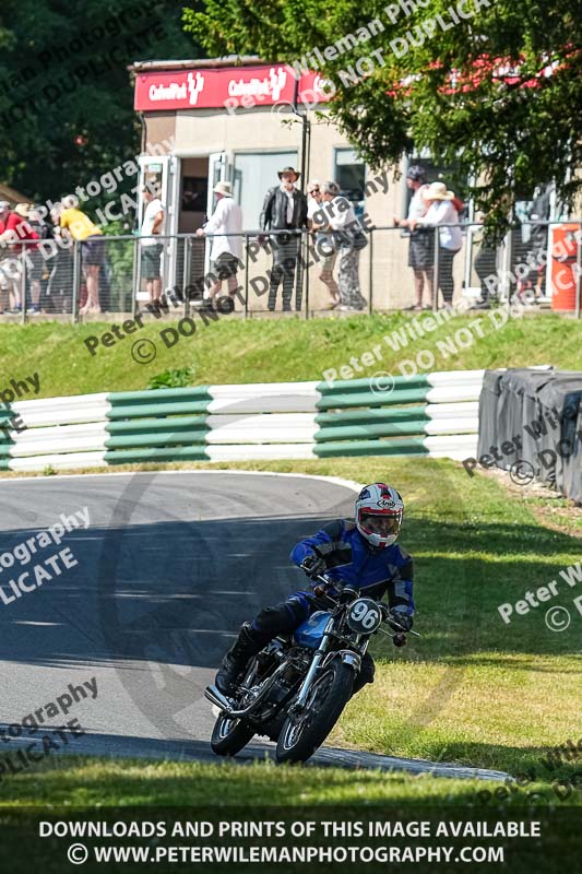 cadwell park;cadwell park photographs;cadwell trackday photographs;enduro digital images;event digital images;eventdigitalimages;peter wileman photography;racing digital images;trackday digital images;trackday photos